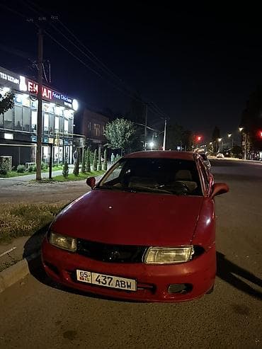 Mitsubishi Carisma: 1995 г., 1.6 л, Механика, Бензин, Седан