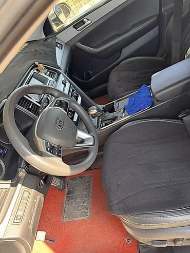 авто малибу: Hyundai Sonata: 2018 г., 2 л, Автомат, Газ, Седан — 9