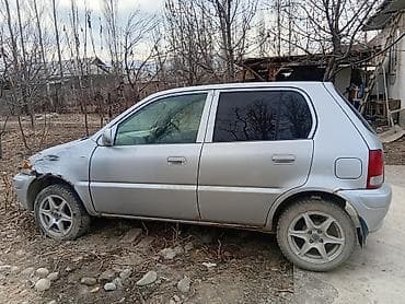 mini car: Honda Logo: 2002 г., Хэтчбэк — 2