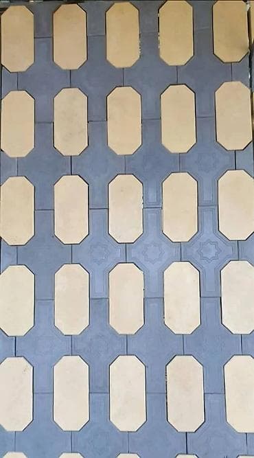 Компрессоры: Продаю б/у формы для производства брусчатки. Пластик, в хорошем — 6