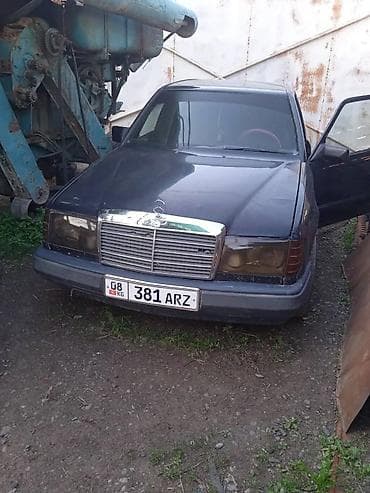 тесла модел с: Mercedes-Benz W124: 1988 г., 2.3 л, Механика, Бензин, Седан — 3