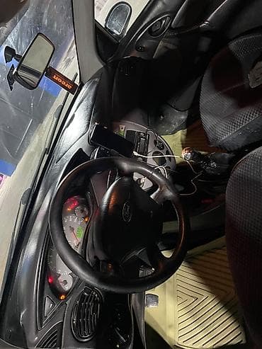 Транспорт: Ford Focus: 2005 г., 2 л, Механика, Бензин, Универсал — 2