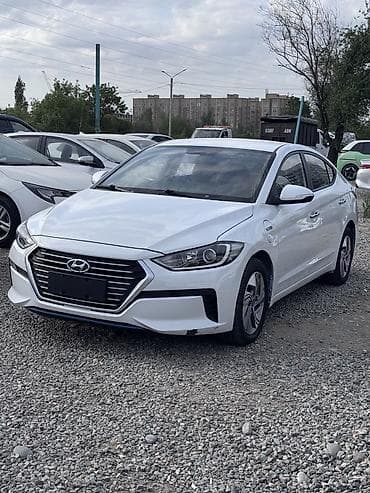 лексус кроссовер гибрид: Hyundai Elantra: 2020 г., 1.6 л, Автомат, Гибрид, Седан — 1