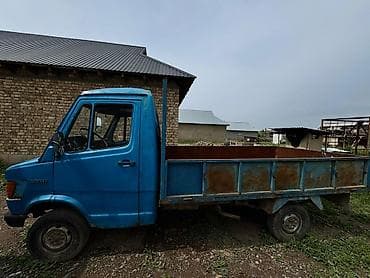 внедорожник пикап: Легкий грузовик, Mercedes-Benz, Стандарт — 2