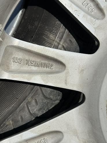 р18 235 55: Колеса в сборе 215 / 55 / R 17, Лето, Б/у, Комплект, Легковые, Литые, отверстий - 5 — 6