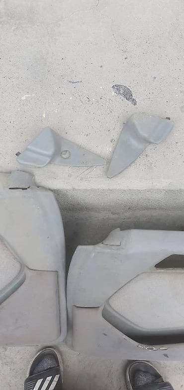 подушка 124: Mercedes-Benz 190: 1990 г., 2 л, Автомат, Дизель, Седан — 5