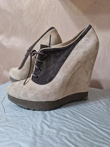 Ботильоны Италия. Размер 35-36. Брала за 15000. Отдам за 3000 сомов at lalafo.kg Ботильоны Италия. Размер 35-36. Брала за 15000. Отдам за 3000 сомов
