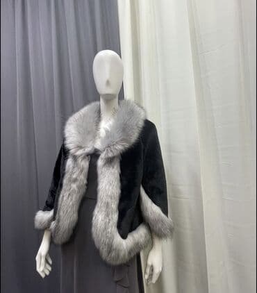 Шубка-пончо из искусственного меха с опушкой - Модель: укороченная