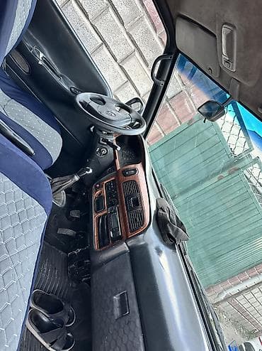 дача нива: Hyundai Porter: 2002 г., 2.6 л, Механика, Дизель, Универсал — 5