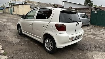 platz vitz: Toyota Vitz: 2001 г., 1.3 л, Автомат, Бензин, Хэтчбэк — 4