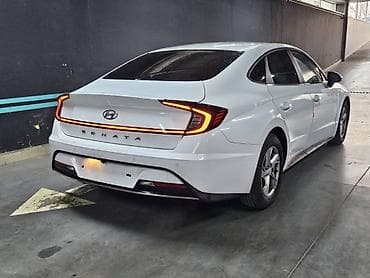 Hyundai Sonata: 2021 г., 2 л, Автомат, Газ, Седан — 4