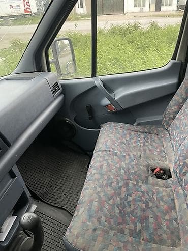 эшка донголок: Mercedes-Benz Sprinter (первое поколение, длинная база, высокий — 6