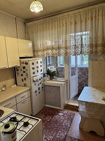 12: 3 комнаты — 1
