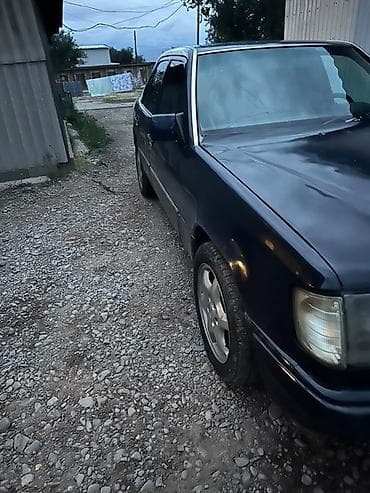 Mercedes-Benz W124: 1992 г., 2.3 л, Автомат, Бензин, Седан — 4
