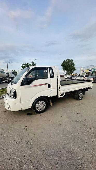 сколько стоит 1 кг катализатора: Легкий грузовик, Kia, Стандарт, До 1 т, Б/у — 3