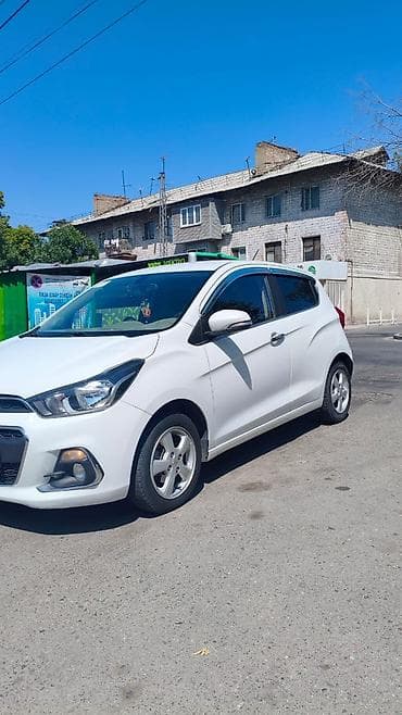 1: Chevrolet Spark: 2016 г., 1 л, Автомат, Бензин, Хэтчбэк — 1