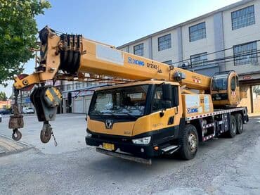 бочка 5 тонн: Автокран, XCMG, 2019 г., от 30 м — 2