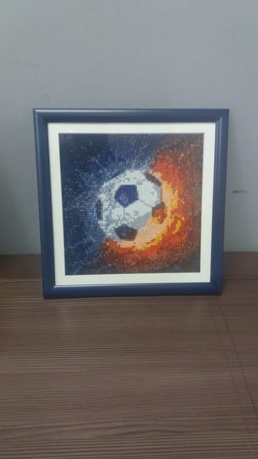 рамка для фото: "Футбольный мяч" - Картина 5Д из разноцветных стразов. декор стены — 1