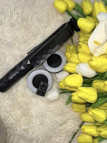 телефон простые: Стойка-штатив для лайв‑трансляций PLOKAMA Live Streaming Bracket — 3