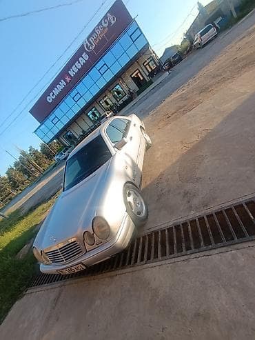 Продажа авто: Mercedes-Benz E-Class: 1996 г., 2.8 л, Механика, Бензин, Седан — 4