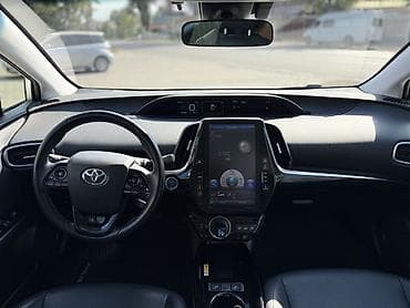 подключаемый гибрид: Toyota Prius: 2020 г., 1.8 л, Автомат, Гибрид, Хэтчбэк — 8