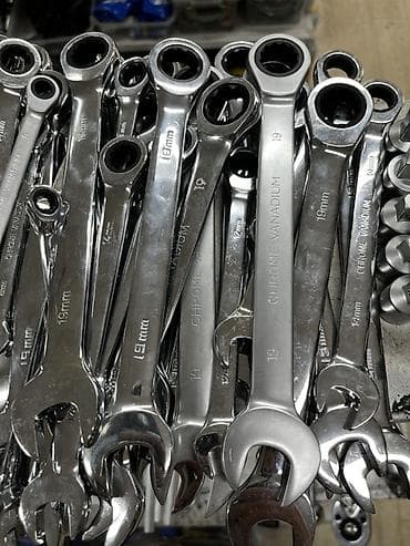 угловой гайковерт: Набор комбинированных трещоточных ключей (CR-V) - Тип — 2
