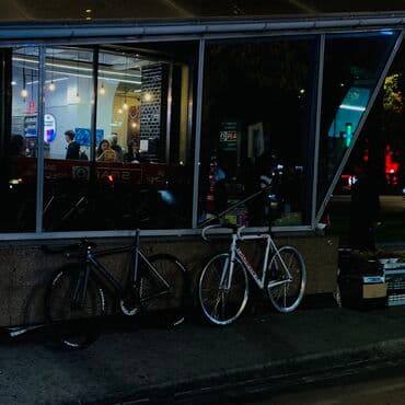 фикс тсунами: Шоссейный велосипед, Tsunami, Рама L (172 - 185 см), Б/у — 2