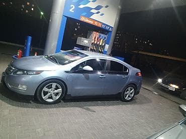 shevrole volt: Chevrolet Volt: 2013 г., Гибрид, Хэтчбэк — 2
