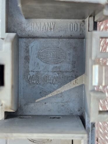 подсветка в салон: Салонное освещение Audi 1993 г., Б/у, Оригинал — 4