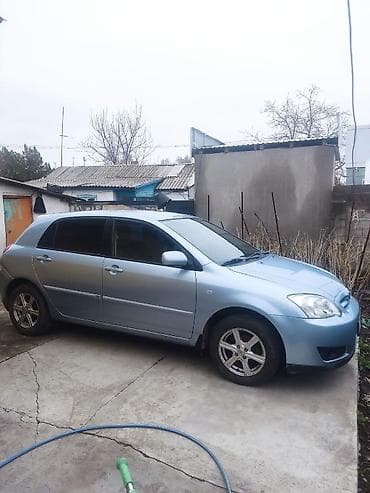 Унаа сатуу: Toyota Corolla: 2004 г., 1.6 л, Кол менен иштөөчү, Бензин, Хетчбек — 5
