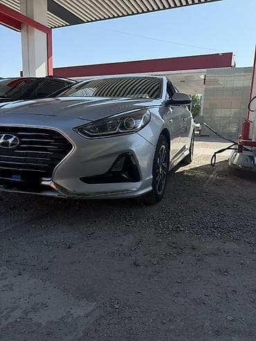 Hyundai Sonata: 2018 г., 2 л, Автомат, Бензин, Седан at lalafo.kg Hyundai Sonata: 2018 г., 2 л, Автомат, Бензин, Седан
