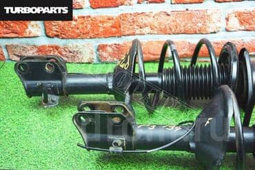 be5: Передний амортизатор, Комплект пружин амортизатора Subaru 1994 г., Б/у, Оригинал, Япония — 3