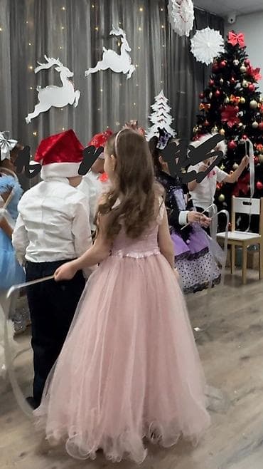 Женская одежда: Вечернее платье, Пышное, Длинная модель — 2