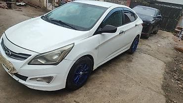 Продажа авто: Hyundai Solaris: 2015 г., 1.6 л, Автомат, Бензин, Седан — 2