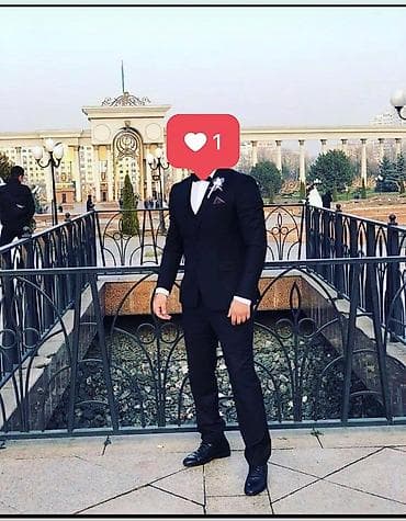 дордой вещи: Костюм тройка
Размер-50
Италия — 1