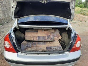 дом на колесо: Hyundai Elantra: 2004 г., 1.6 л, Механика, Газ, Седан — 4