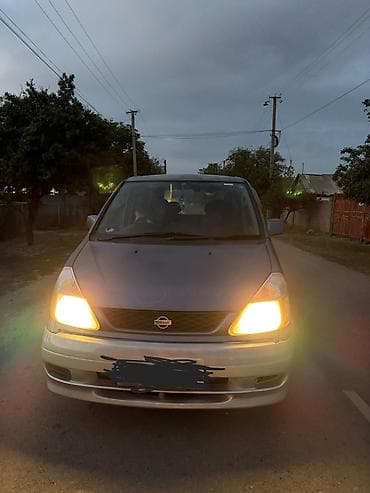 паджеро io: Nissan Serena: 2000 г., 2 л, Вариатор, Бензин, Минивэн — 2