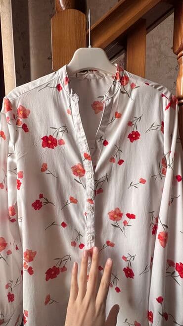 б у брендовые вещи: Блузки — 5