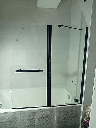 стекло для душа: Душевые перегородки и ограждения из закалённого стекла под размер - — 2