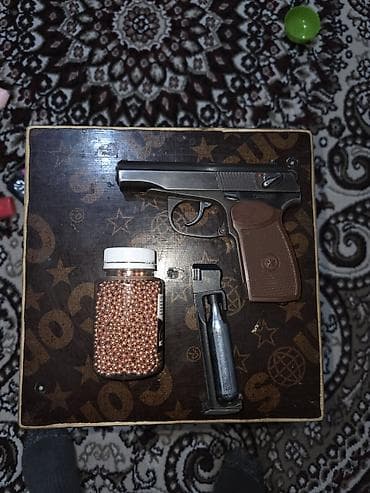 Зажимные инструменты: Пневматический пистолет под CO2 (форм‑фактор МР‑654/ПМ), комплект: - — 3