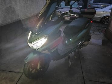 lend kruzer 200: Макси скутер 150 кубов. Вложений не требует, сел и поехал. Тяга — 4
