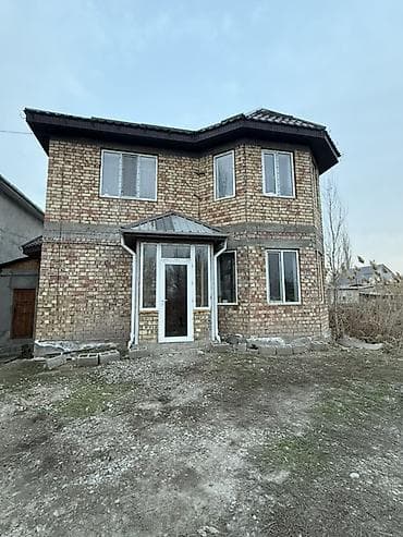 кут курулуш компания: Двухэтажный кирпичный дом с эркером и двускатной крышей. - Материал — 1