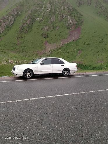 порш авто: Mercedes-Benz E-Class: 1995 г., 3.2 л, Автомат, Газ, Седан — 7
