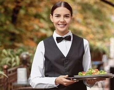 Требуются официантки в китайское кафе, не студенты,и не школьники!