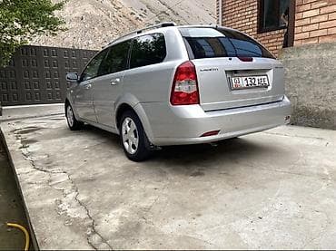 Chevrolet Lacetti: 2007 г., 1.6 л, Механика, Бензин, Универсал — 3