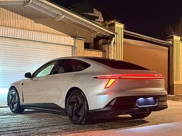 жушили 07: Geely Monjaro: 2024 г., 2 л, Автомат, Электромобиль, Лифтбек — 8