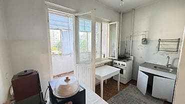 цена ниже рынка: 1 комната, 34 м², 105 серия, 4 этаж, Старый ремонт — 7