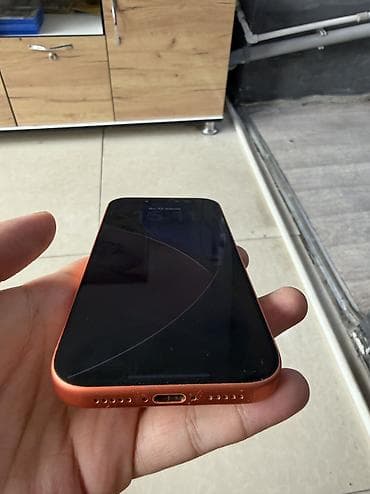 iphone 5c: 17 про 
256/93
Полностью в идеале — 2