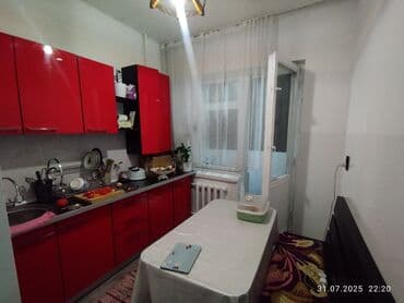 купить комнату в общежитии со своим санузлом: 12 м², С мебелью — 6