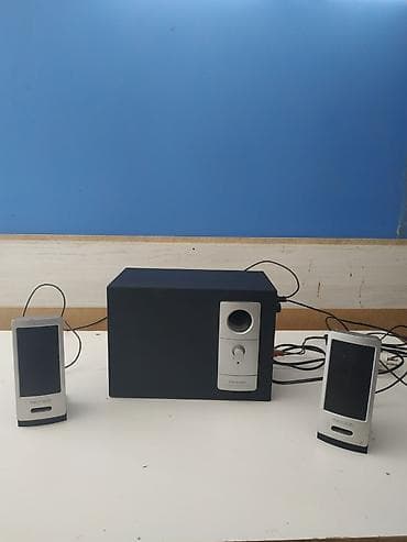Аксессуары для ПК: Акустическая система Microlab 2.1 - Состав: сабвуфер и две — 2